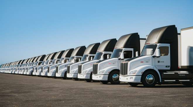 Peterbilt EV 579s with Einride